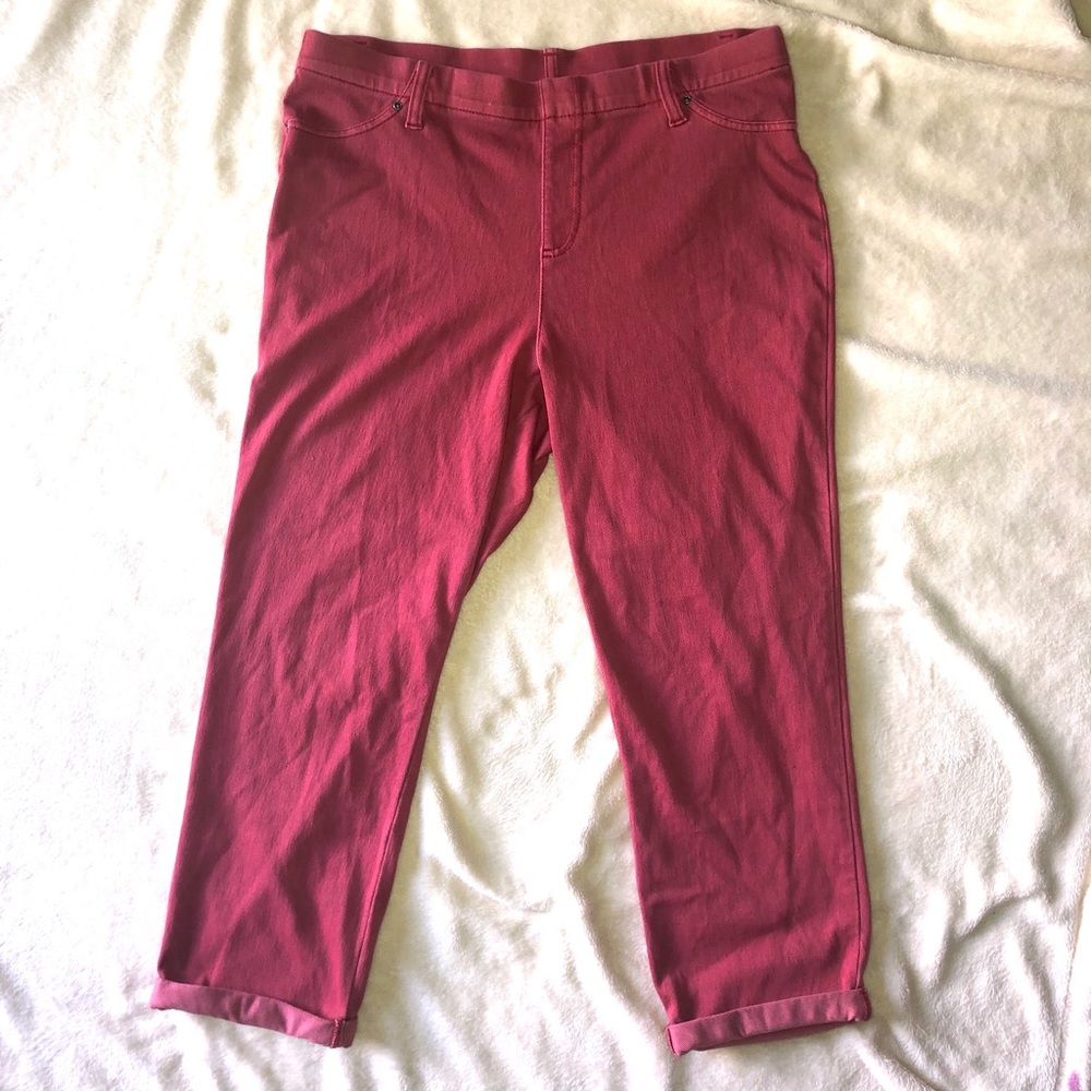 Red Capri Jegging